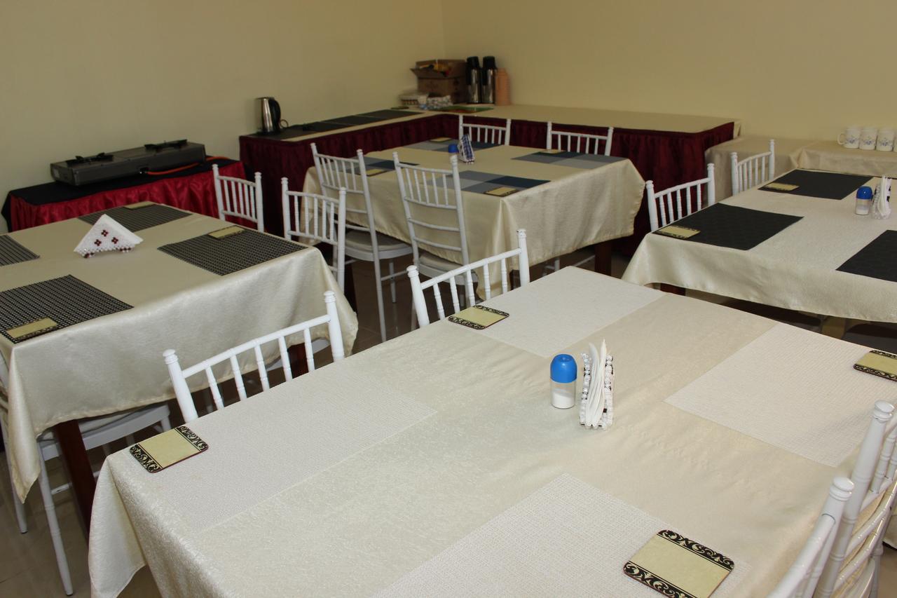 נקורו Gees Inn מראה חיצוני תמונה